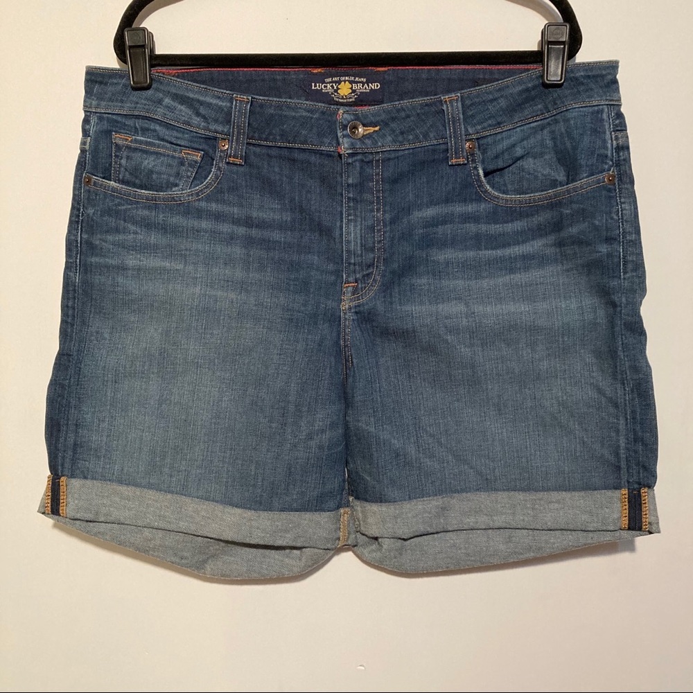 Lucky brand shorts size 18 w blue denim women’s